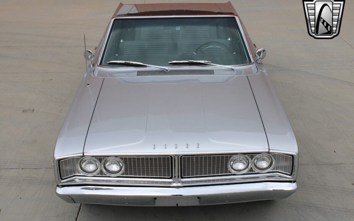 Dodge-Coronet-1966-10
