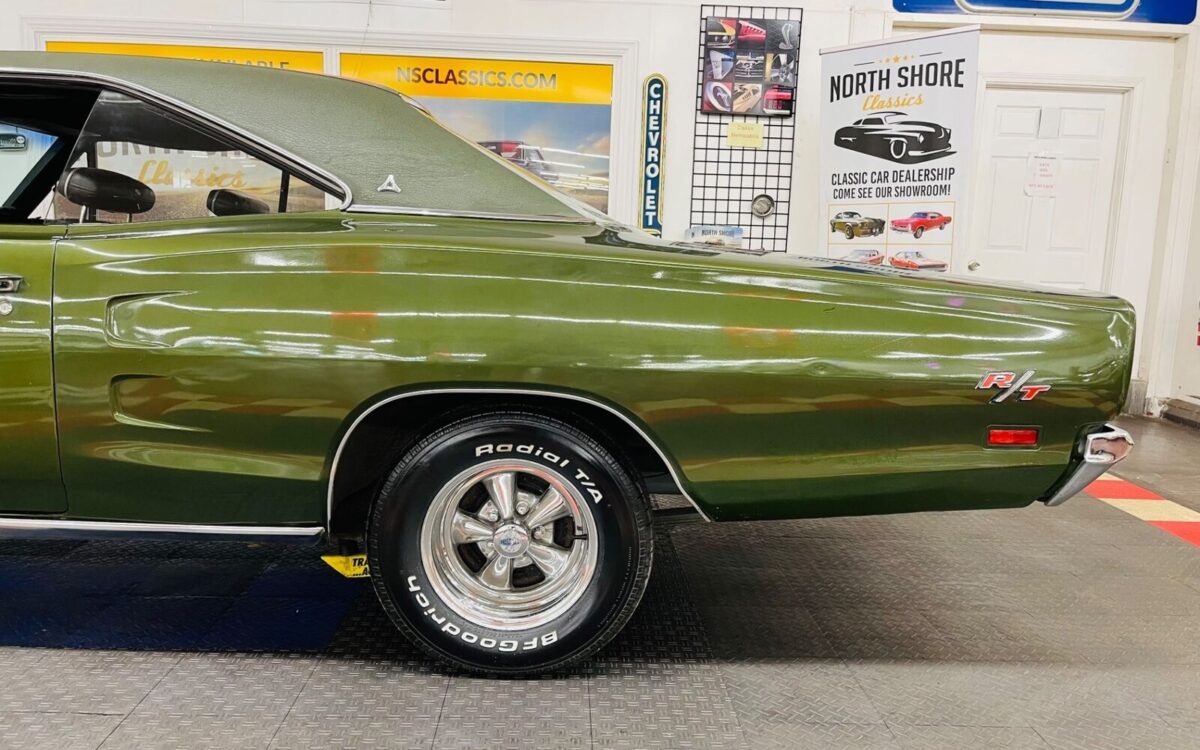 Dodge-Coronet-1969-24