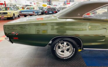 Dodge-Coronet-1969-30