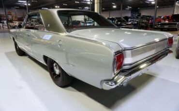 Dodge-Dart-1967-7
