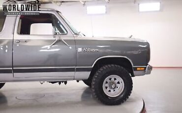 Dodge-Ramcharger-1985-7