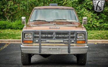 Dodge-Ramcharger-1986-9