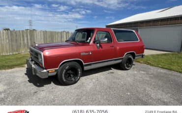 Dodge Ramcharger SUV 1989