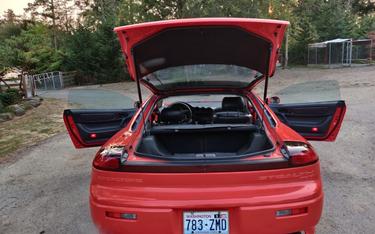 Dodge-Stealth-Coupe-1992-3