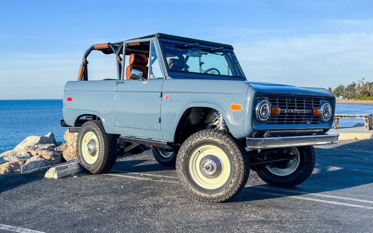 Ford-Bronco-1966-9