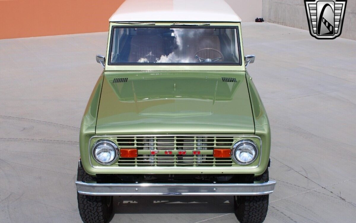 Ford-Bronco-1969-8