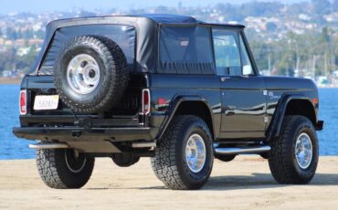 Ford-Bronco-1970-24