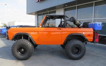 Ford-Bronco-1975-4