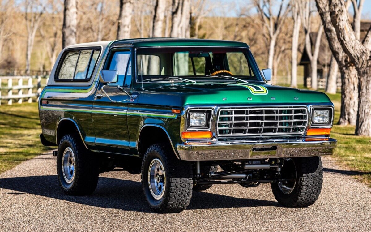 Ford-Bronco-1978-1
