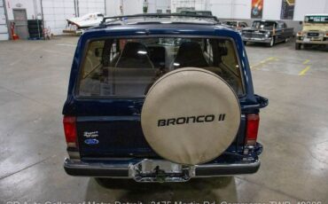 Ford-Bronco-1989-3