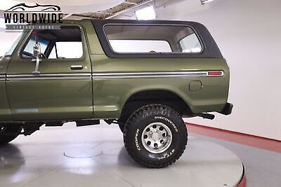 Ford-Bronco-Custom-1978-9
