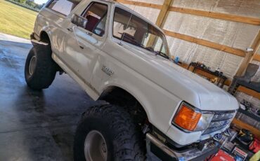 Ford-Bronco-SUV-1988-1