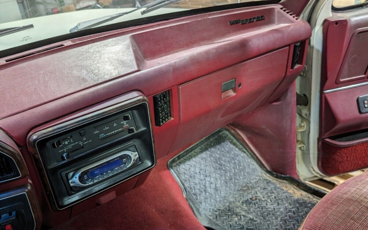 Ford-Bronco-SUV-1988-5