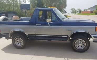 Ford-Bronco-SUV-1990-3