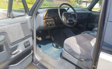 Ford-Bronco-SUV-1990-4