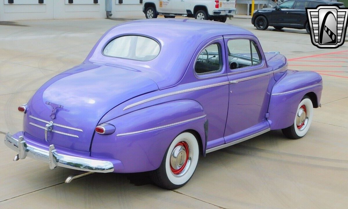 Ford-Coupe-1946-7