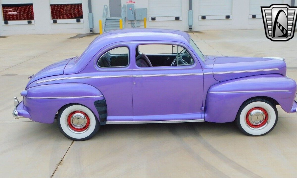 Ford-Coupe-1946-8