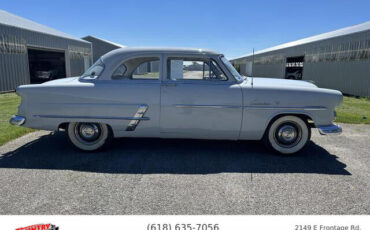 Ford-Customline-1952-9