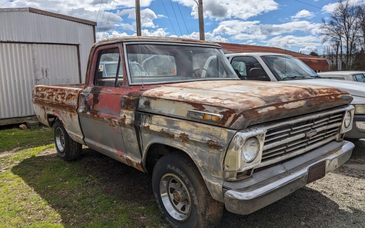 Ford-F-100-Pickup-1968-2