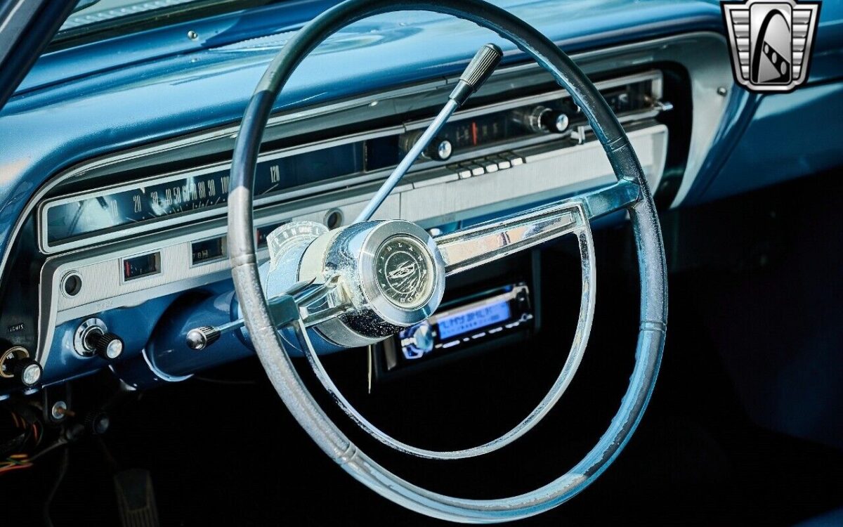 Ford-Fairlane-1965-11