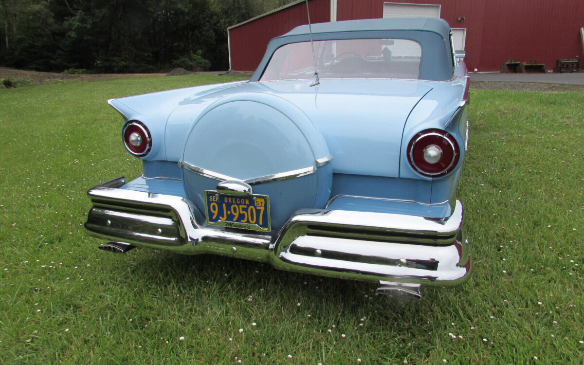 Ford-Fairlane-Cabriolet-1957-6