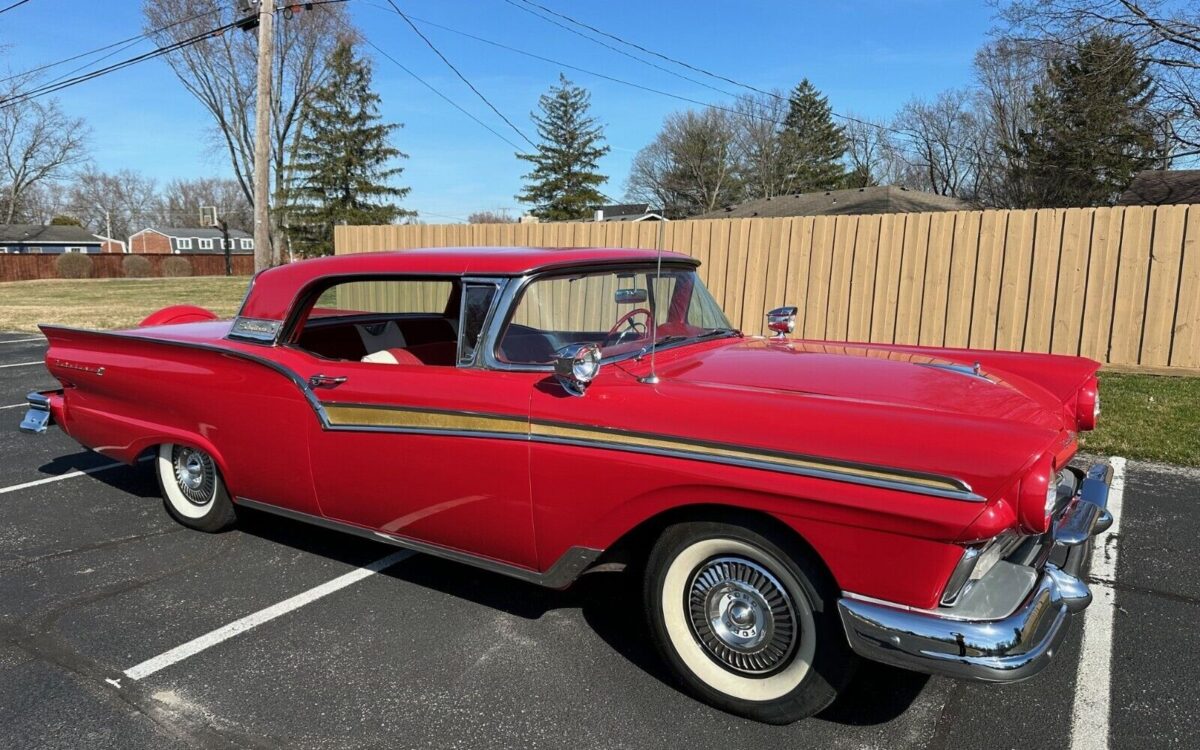 Ford-Fairlane-Cabriolet-1957-7