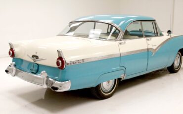 Ford-Fairlane-Fordor-Berline-1956-4