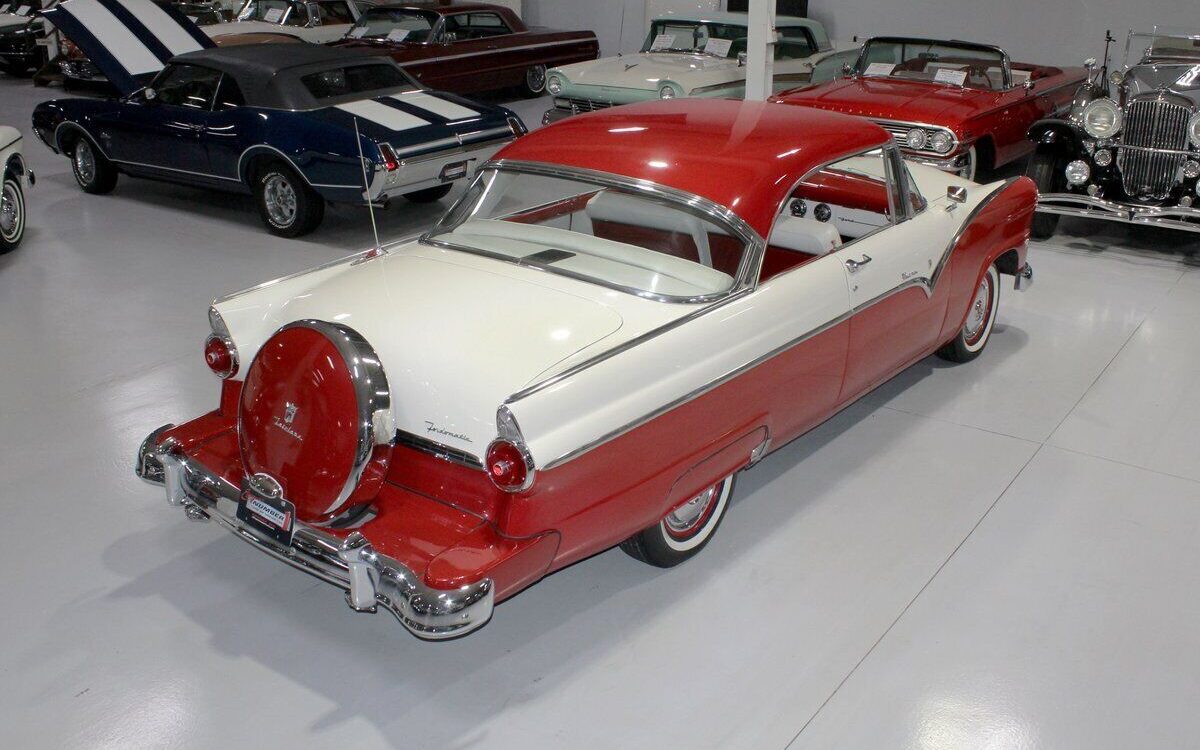 Ford-Fairlane-Victoria-1955-8