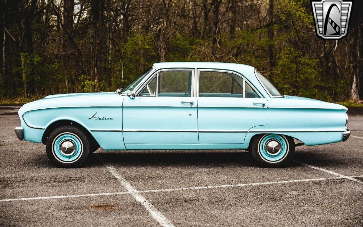 Ford-Falcon-1961-4