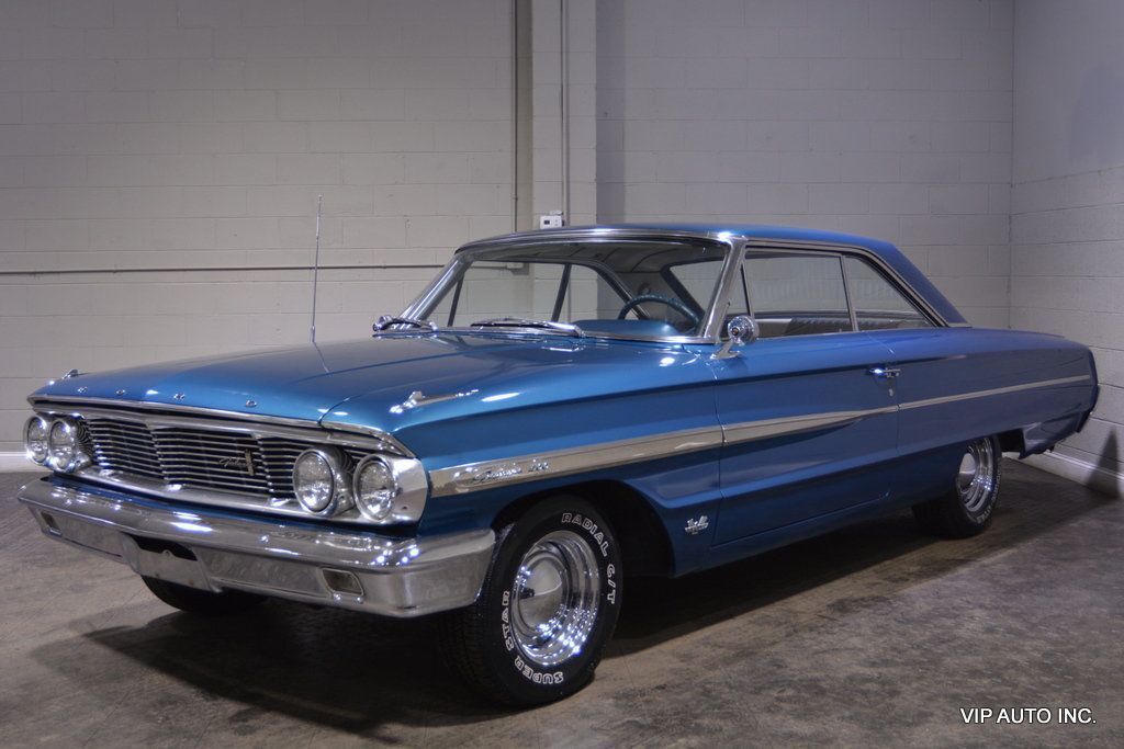 Ford-Galaxie-Coupe-1964-1
