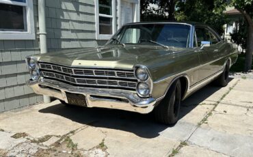 Ford-Galaxie-Coupe-1967-1