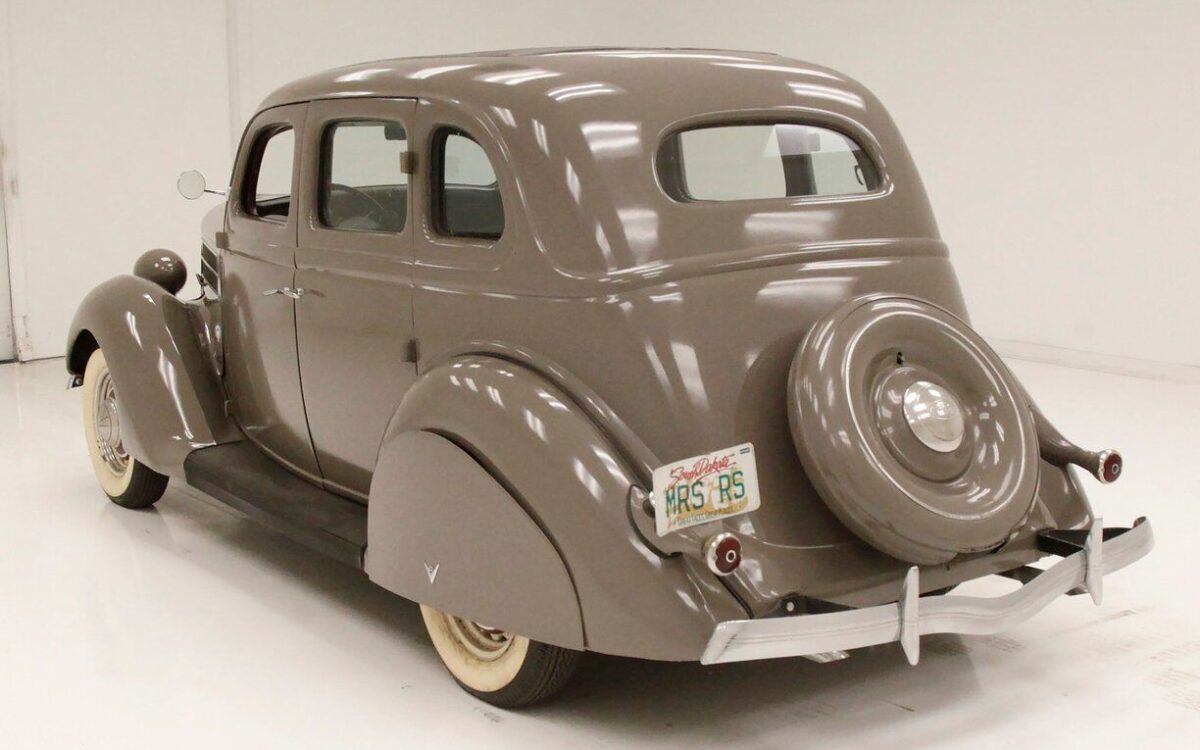 Ford-Model-48-Berline-1936-2