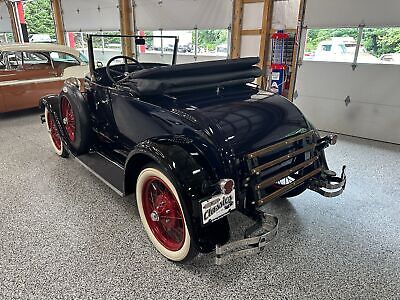 Ford-Model-A-Cabriolet-1929-3