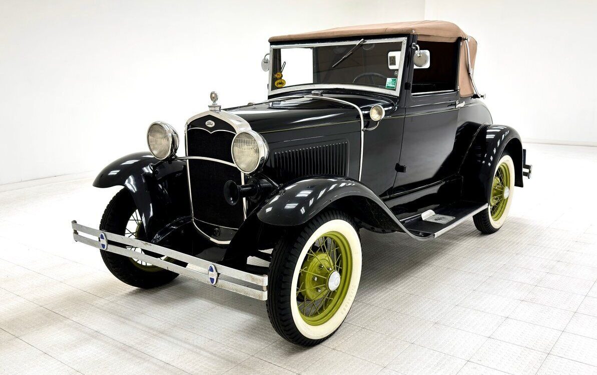 Ford-Model-A-Cabriolet-1931