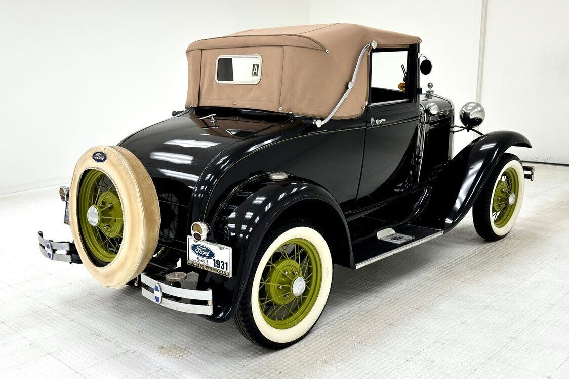 Ford-Model-A-Cabriolet-1931-4