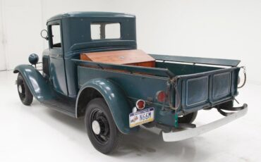 Ford-Model-B-Pickup-1932-2