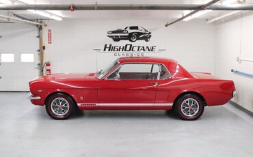 Ford-Mustang-1966-17