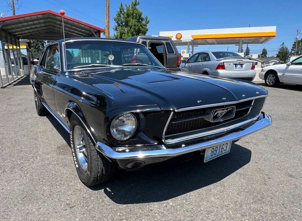 Ford-Mustang-1967-11
