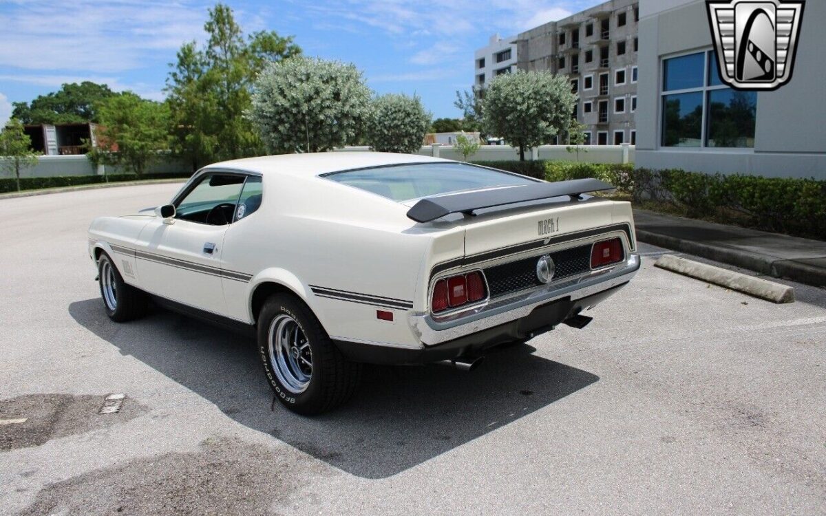 Ford-Mustang-1971-5