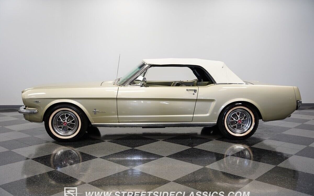 Ford-Mustang-Cabriolet-1965-2