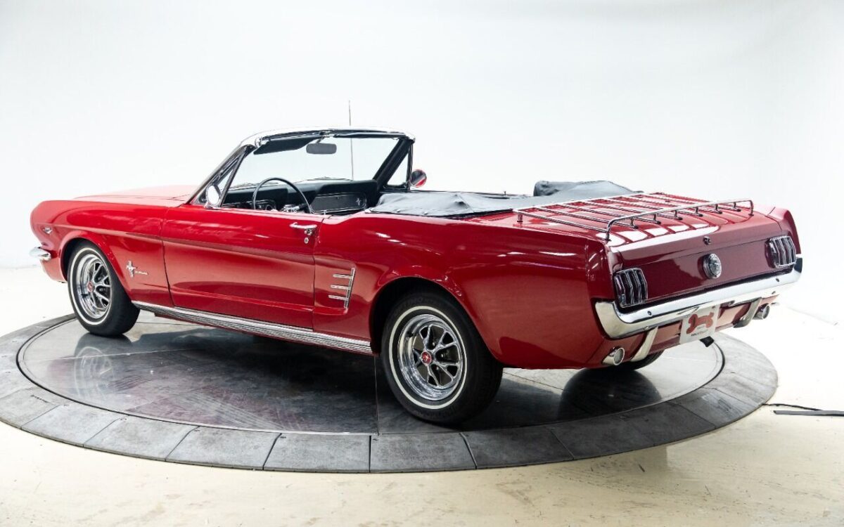 Ford-Mustang-Cabriolet-1966-7