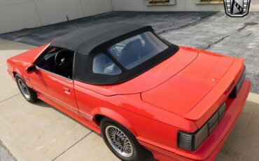 Ford-Mustang-Cabriolet-1988-4