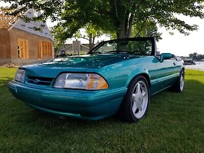Ford-Mustang-Cabriolet-1992-1