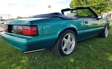 Ford-Mustang-Cabriolet-1992-4