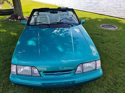 Ford-Mustang-Cabriolet-1992-7