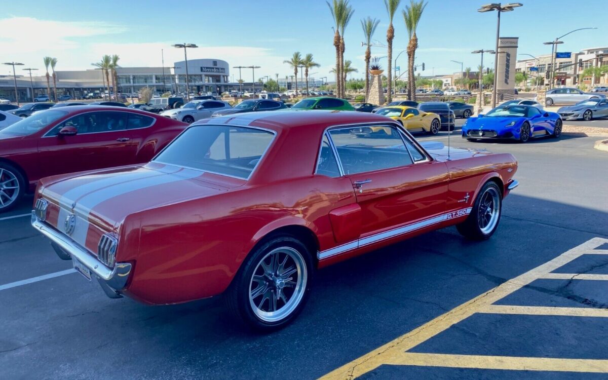 Ford-Mustang-Coupe-1965-16