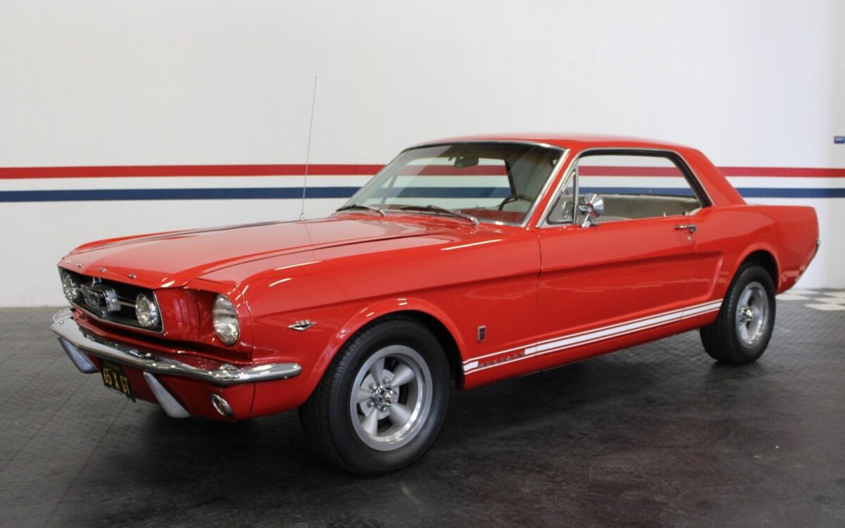 Ford-Mustang-Coupe-1965-3