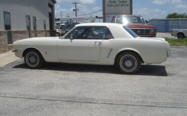 Ford-Mustang-Coupe-1965-3