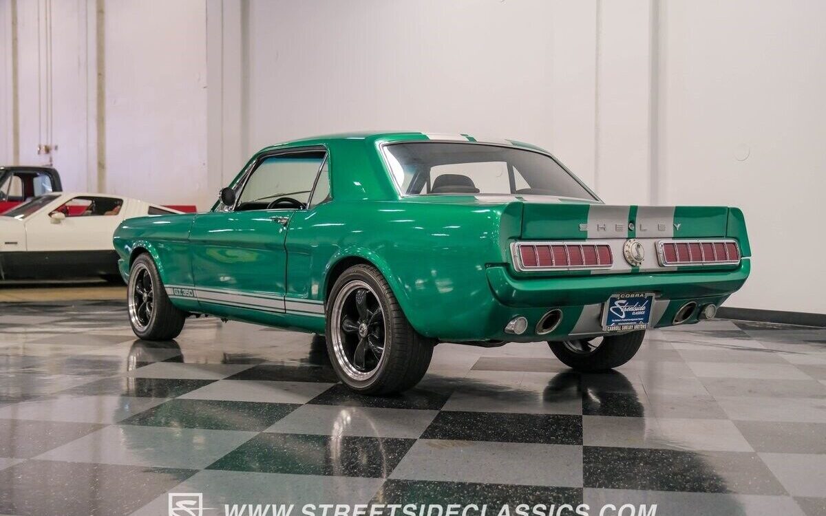 Ford-Mustang-Coupe-1966-10