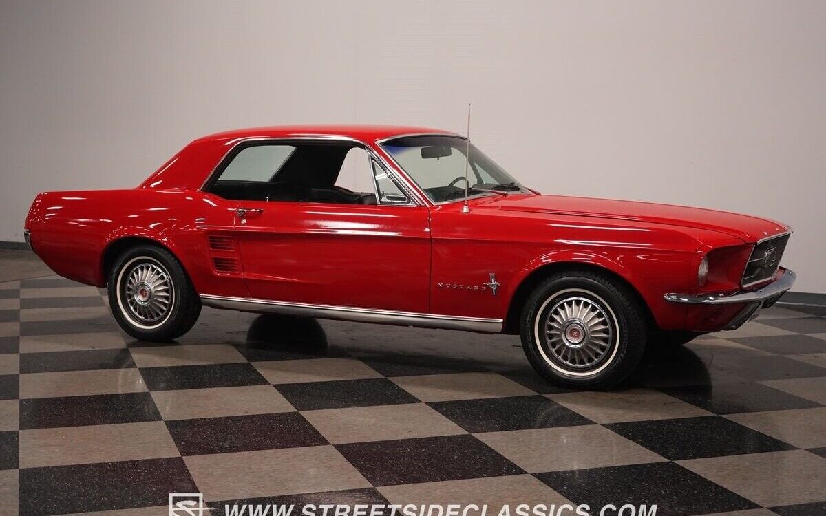 Ford-Mustang-Coupe-1967-18